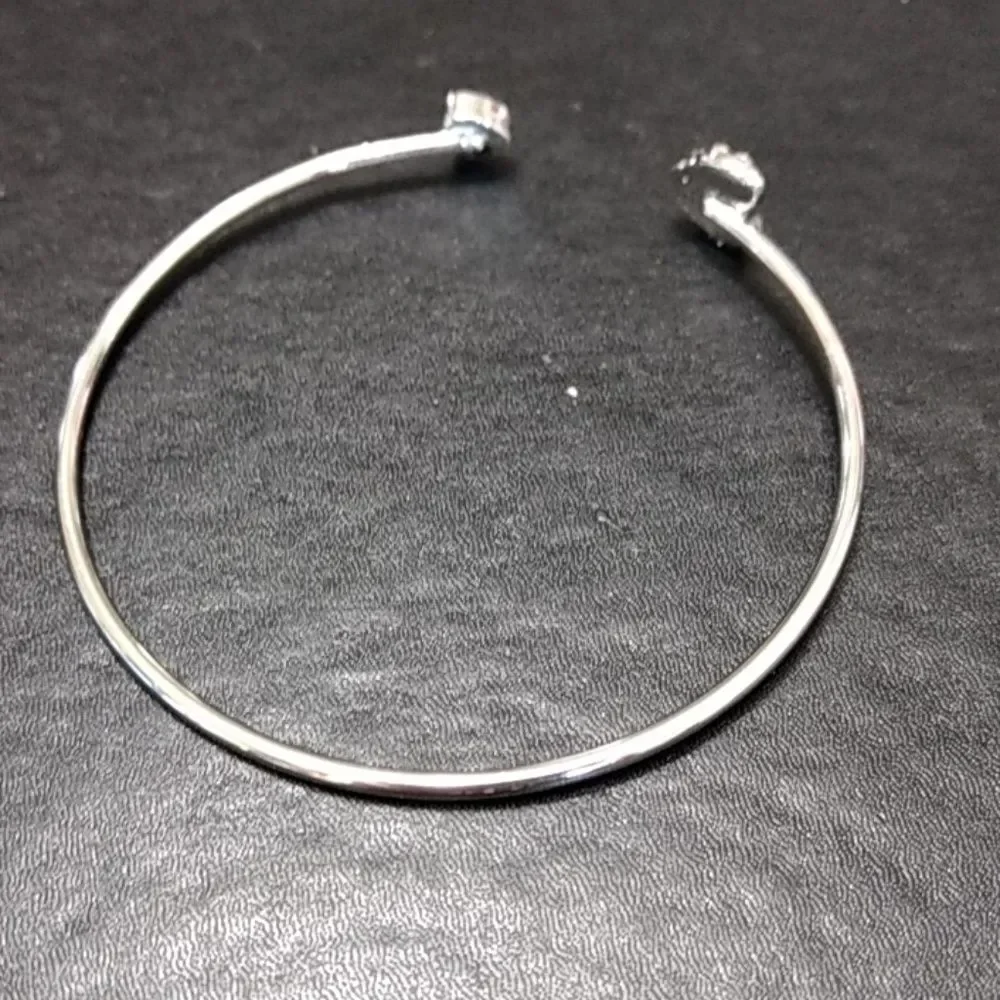 Child's silver tone heart bangle bracelet 7